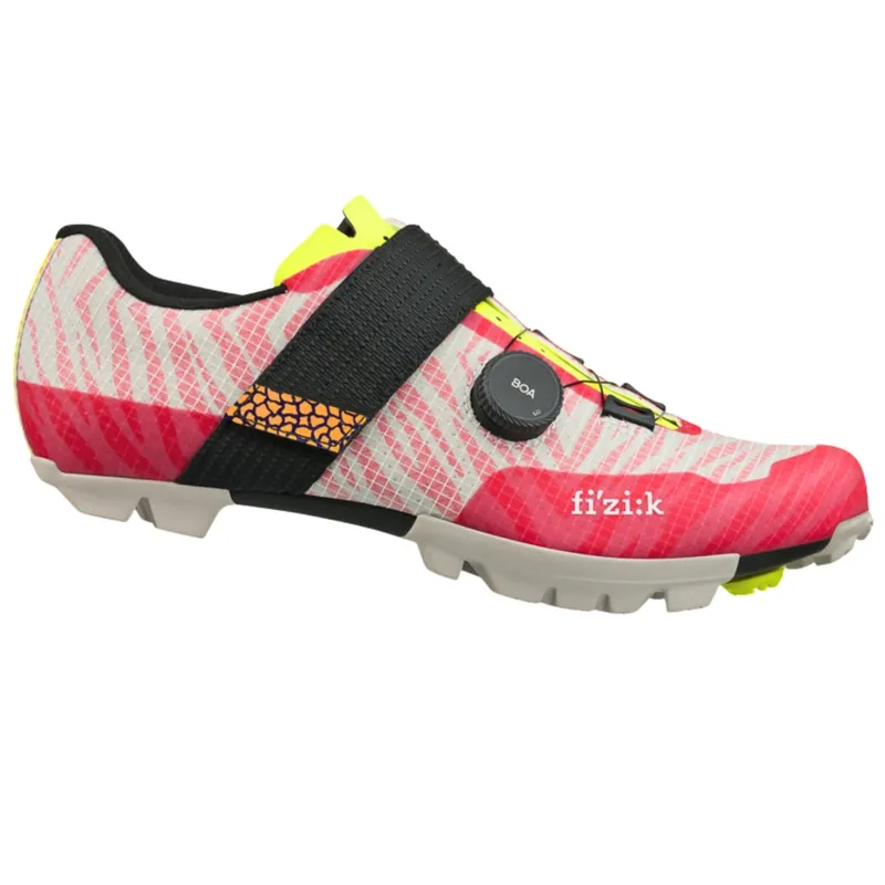 Promozione Esclusiva Scarpe Fizik Vento Ferox Carbon Amani in edizione limitata